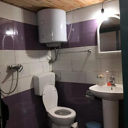 Penzion Guesthouse Bjekshet E Nemura *